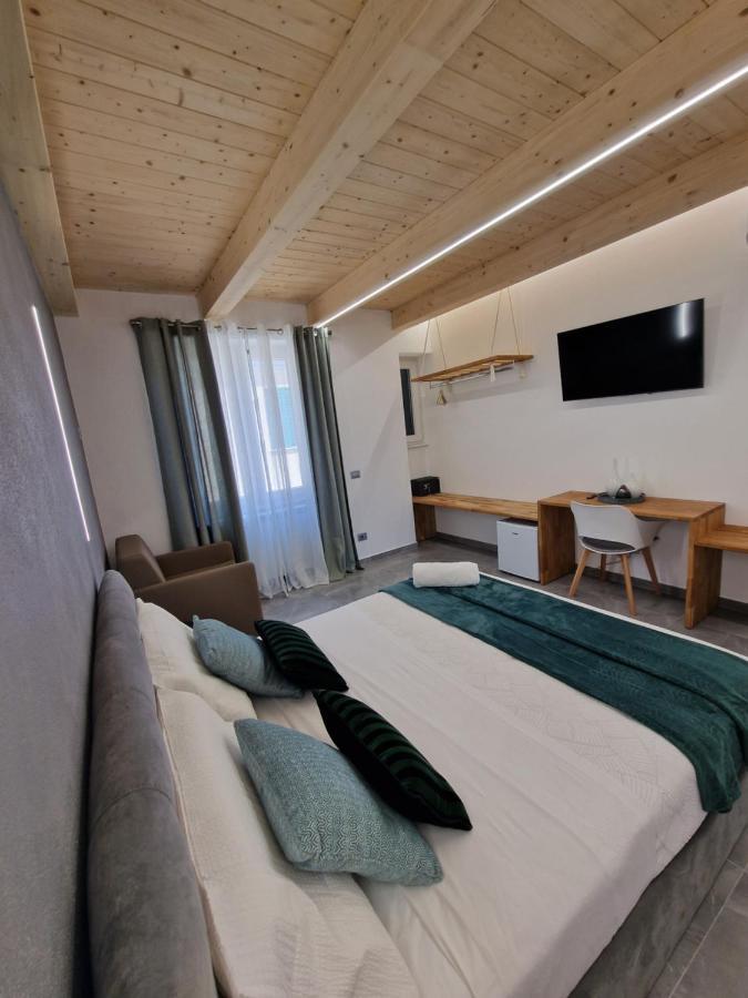 Marla Rooms Специя Экстерьер фото